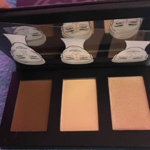 Younique Sculpting Trio contour w/contour brush